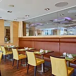 Moxy Hotel