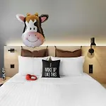 Moxy Hotell