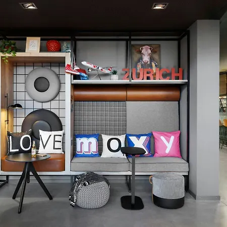 Moxy Hotel 3*