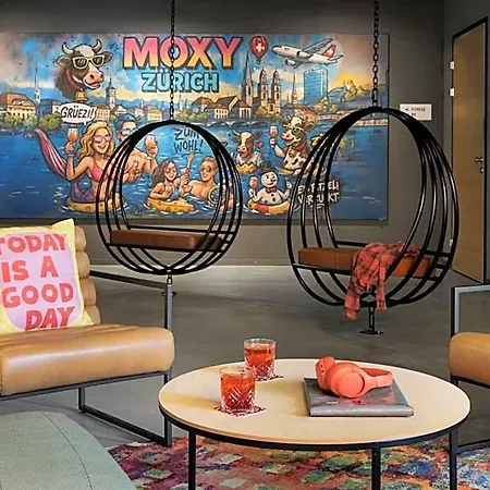 Moxy Hotel 3*