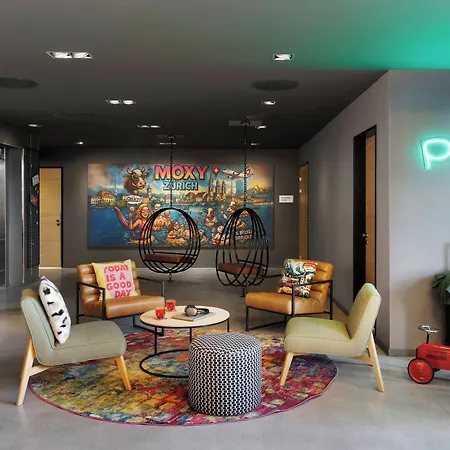 Moxy Otel 3*