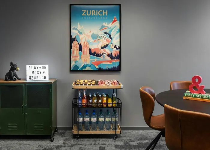 Moxy Готель 3*