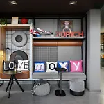 Moxy Hotel 3*