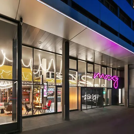 Moxy Hotell 3*